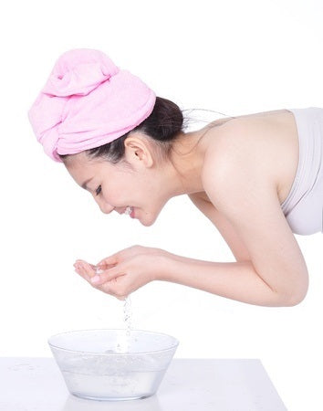 How To Cleanse: Step 1 to Great Skin