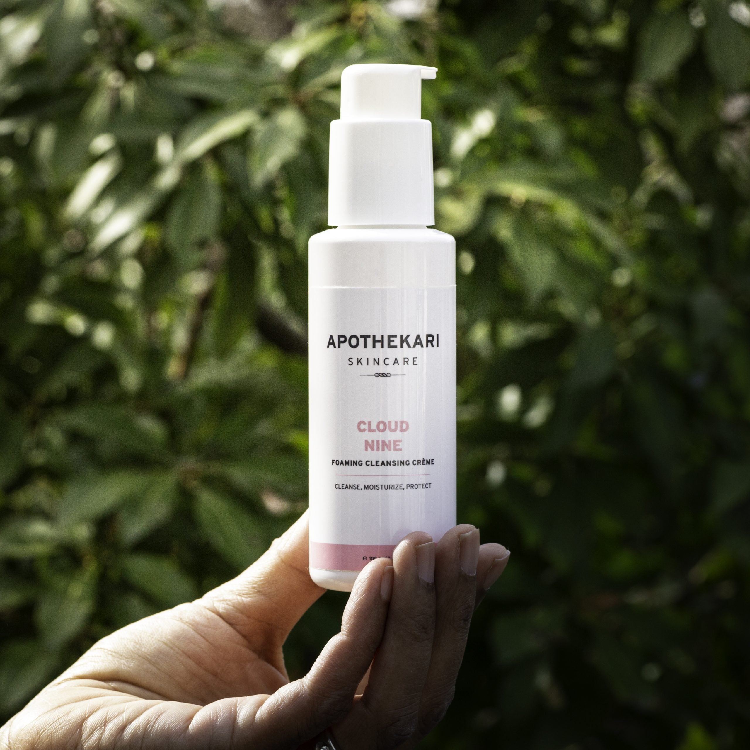 A Gentle Facial Cleanser for Spring