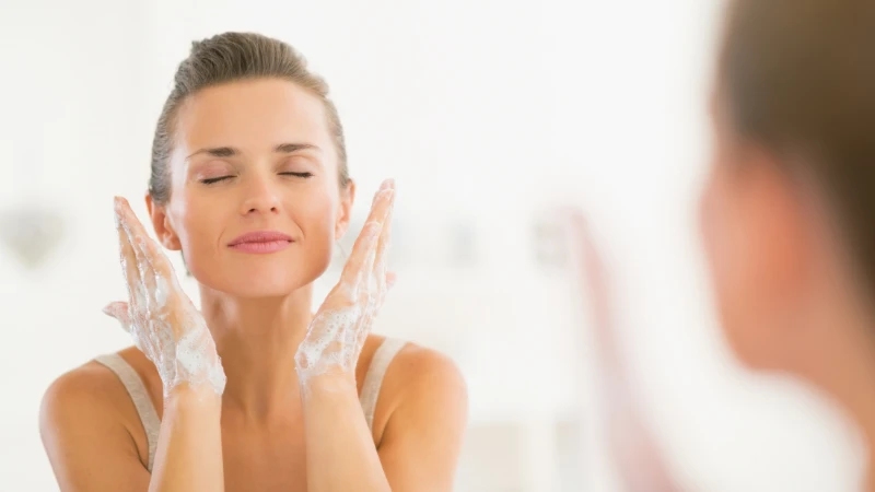 You are currently viewing Types of Cleansers – Which One is Best for You?